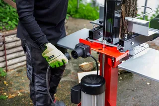 Houtklover LSV 550/6 - Houtkloofmachine - 6 ton splijtkracht - 2700W van AL-KO – productafbeelding 3 van 5