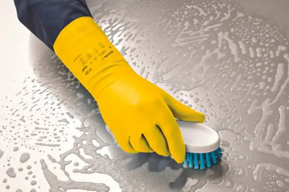 Ansell 37320100 AlphaTec® Chemicaliënhandschoen Nitril Maat (handschoen): 10 EN 388:2016, EN 374-5, EN 421:2010, EN 21420:2020 ISO 21420:2020, ISO 18889:2019 1 von Ansell, Gelb – Produktbild