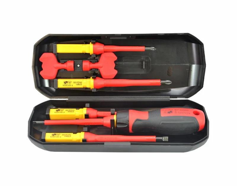 Serie - Isolerende Schroevendraaierset - 1000V - Staal S2 - VDE Gecertificeerd by AWTOOLS, Red – product image