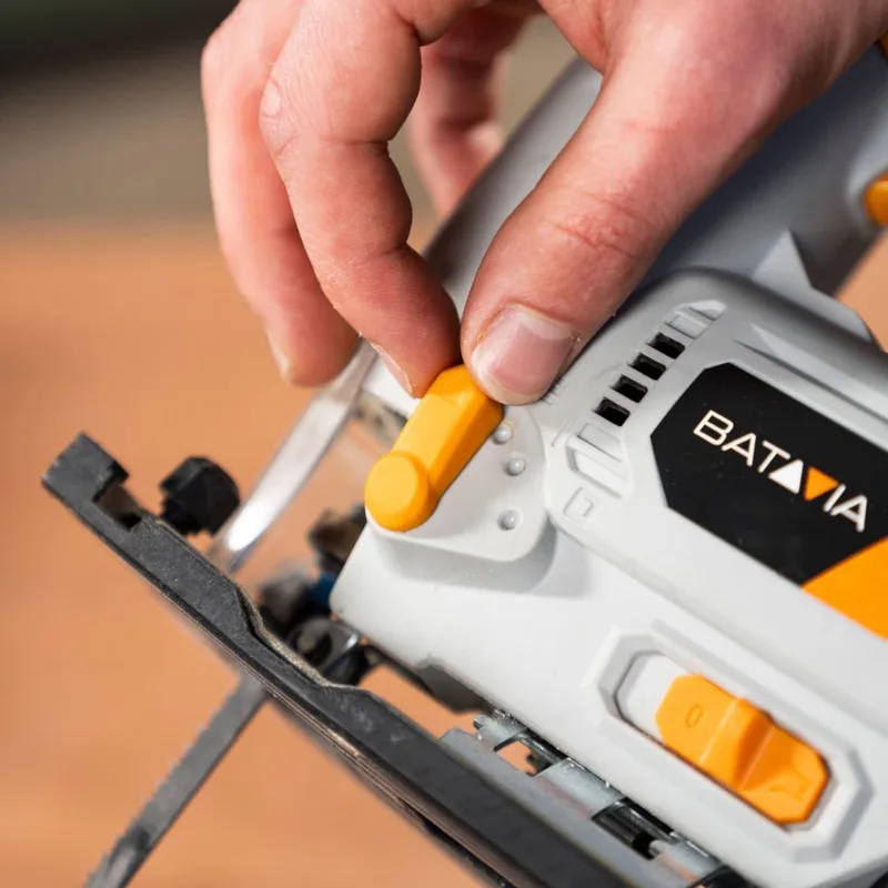 Batavia 18V Accu Decoupeerzaag Incl. 2.0Ah Accu & Lader by Batavia – product image