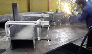 STBS30 Tiefspann-Schraubzwinge Spann-Weite (max.):300 mm Ausladungs-Maße:200 mm de Bessey – image du produit 2 sur 2