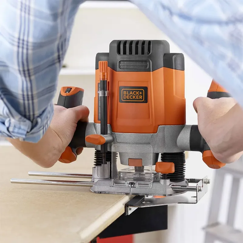 1200W 1/4" bovenfrees 11 acc koffer - KW1200EKA-QS de Black+Decker, Orange – image du produit 6 sur 6
