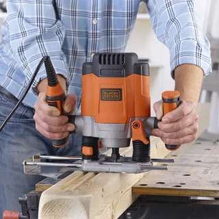 1200W 1/4" bovenfrees 11 acc koffer - KW1200EKA-QS de Black+Decker, Orange – image du produit 5 sur 6