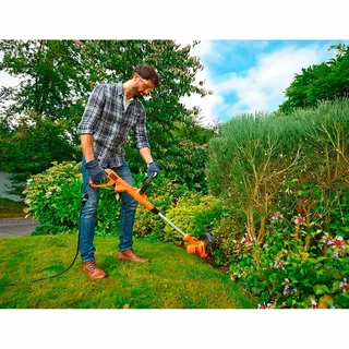 450W grastrimmer 25cm - BESTA525-QS de Black+Decker – image du produit 4 sur 4