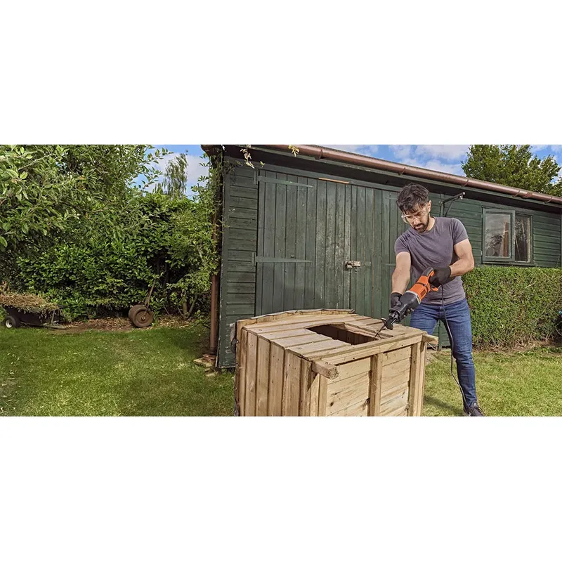 750W Reciprozaag met takkenhouder - BES301-QS de Black+Decker – image du produit 6 sur 6