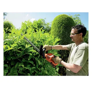 Accu Heggenschaar 18V 2.0Ah Inclusief accu en lader - GTC1845L20-QW van Black+Decker – productafbeelding 3 van 5