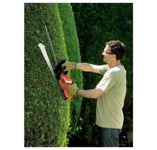 Accu Heggenschaar 18V 2.0Ah Inclusief accu en lader - GTC1845L20-QW van Black+Decker – productafbeelding 4 van 5