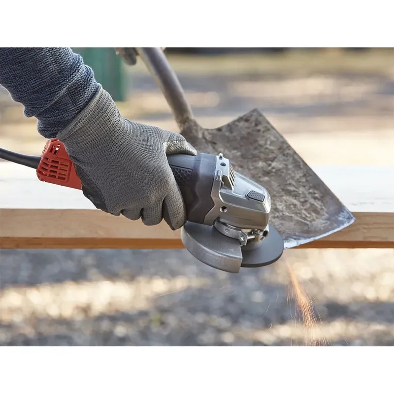 B+D Haakse slijper 900W 115mm van Black+Decker – productafbeelding 5 van 6