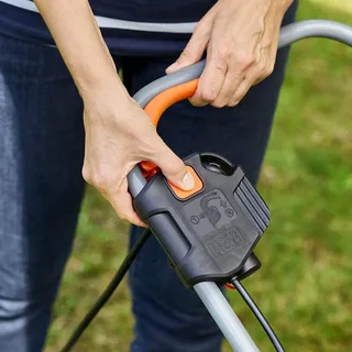 BEMW351-QS 1000W Elektrische grasmaaier by Black+Decker – product image 3 of 3