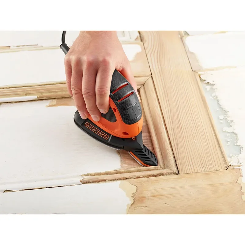 Bew230bc-qs Schuurmachine Met 15 Accessoires 55w Oranje One Size / EU Plug van Black+Decker – productafbeelding 2 van 3