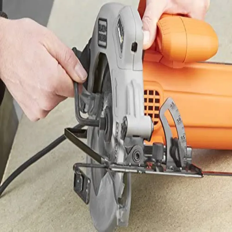 cirkelzaag 1250W - CS1250L-QS by Black+Decker – product image 3 of 3