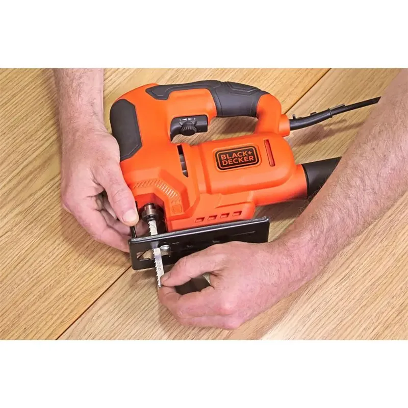 Decoupeerzaag BES602 van Black+Decker – productafbeelding 5 van 6
