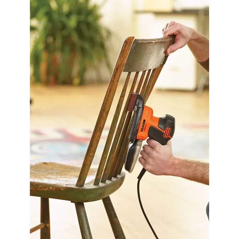 Details Mouse Ka2000qs Schuurmachine 120w van Black+Decker – productafbeelding 3 van 6