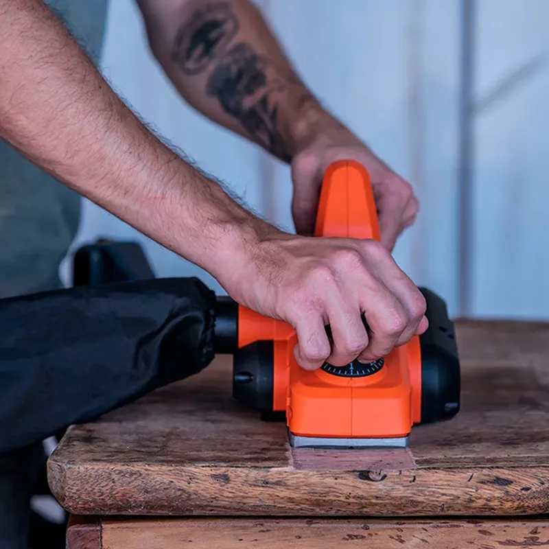 Elektrohobel 710w van Black+Decker – productafbeelding 6 van 6
