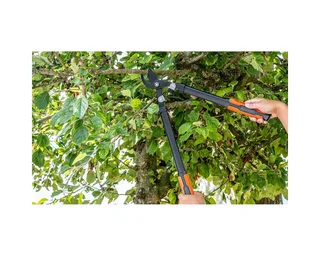 Heggenschaar - 50 MM Knipdikte - 35,5 CM - Staal van Black+Decker – productafbeelding 4 van 5