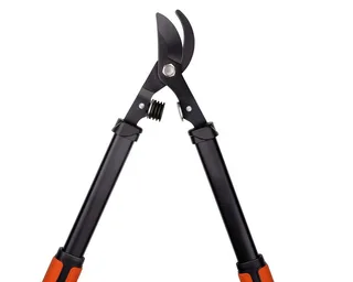 Heggenschaar - 50 MM Knipdikte - 35,5 CM - Staal van Black+Decker – productafbeelding 3 van 5