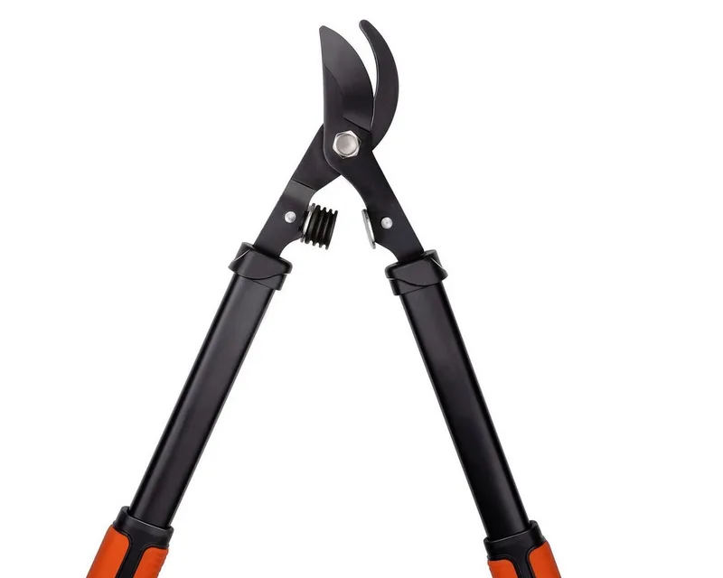 Heggenschaar - 50 MM Knipdikte - 35,5 CM - Staal van Black+Decker – productafbeelding 3 van 5
