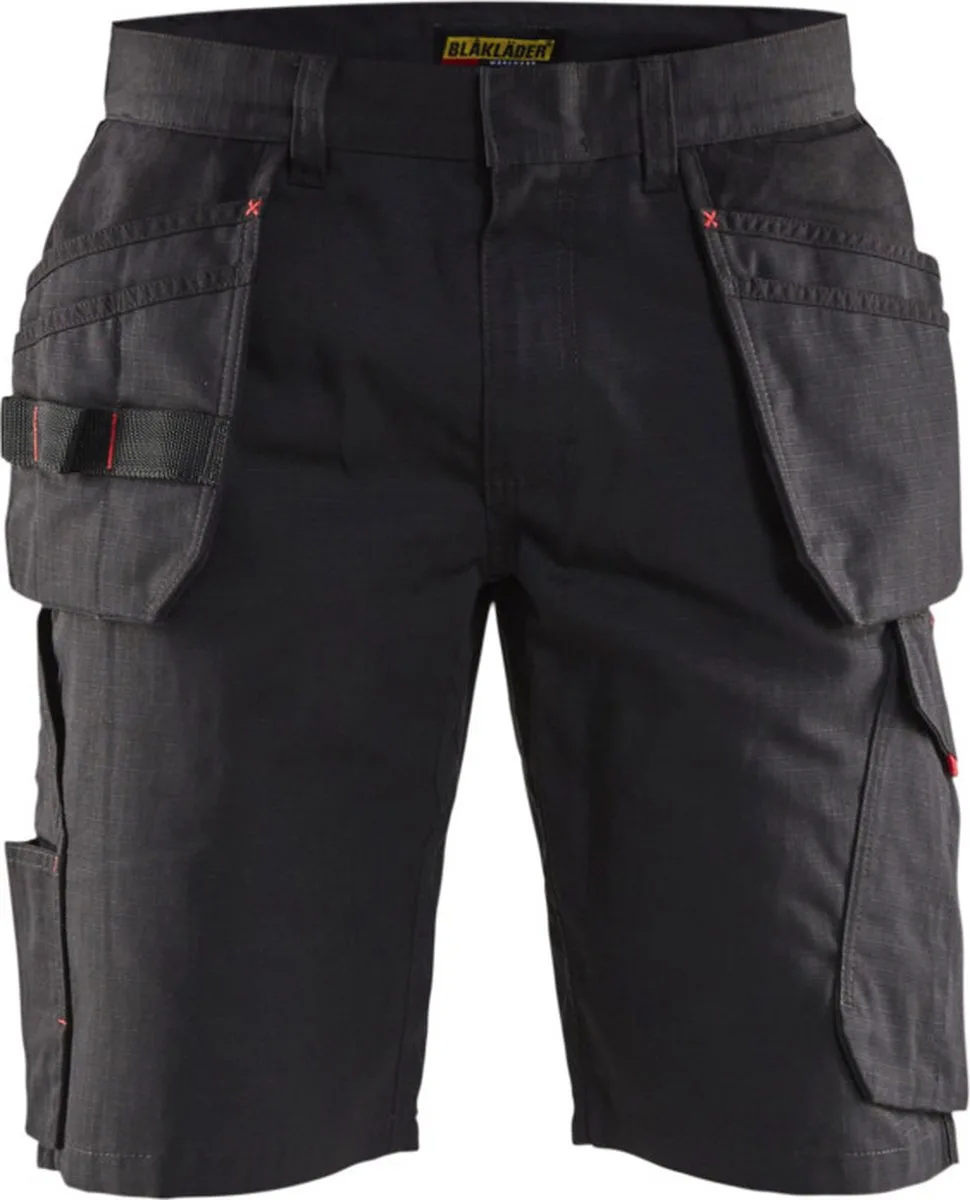 Service short met spijkerzakken 1494-1330 - Zwart/Rood de Blåkläder, Noir, Rouge, C44 – image du produit