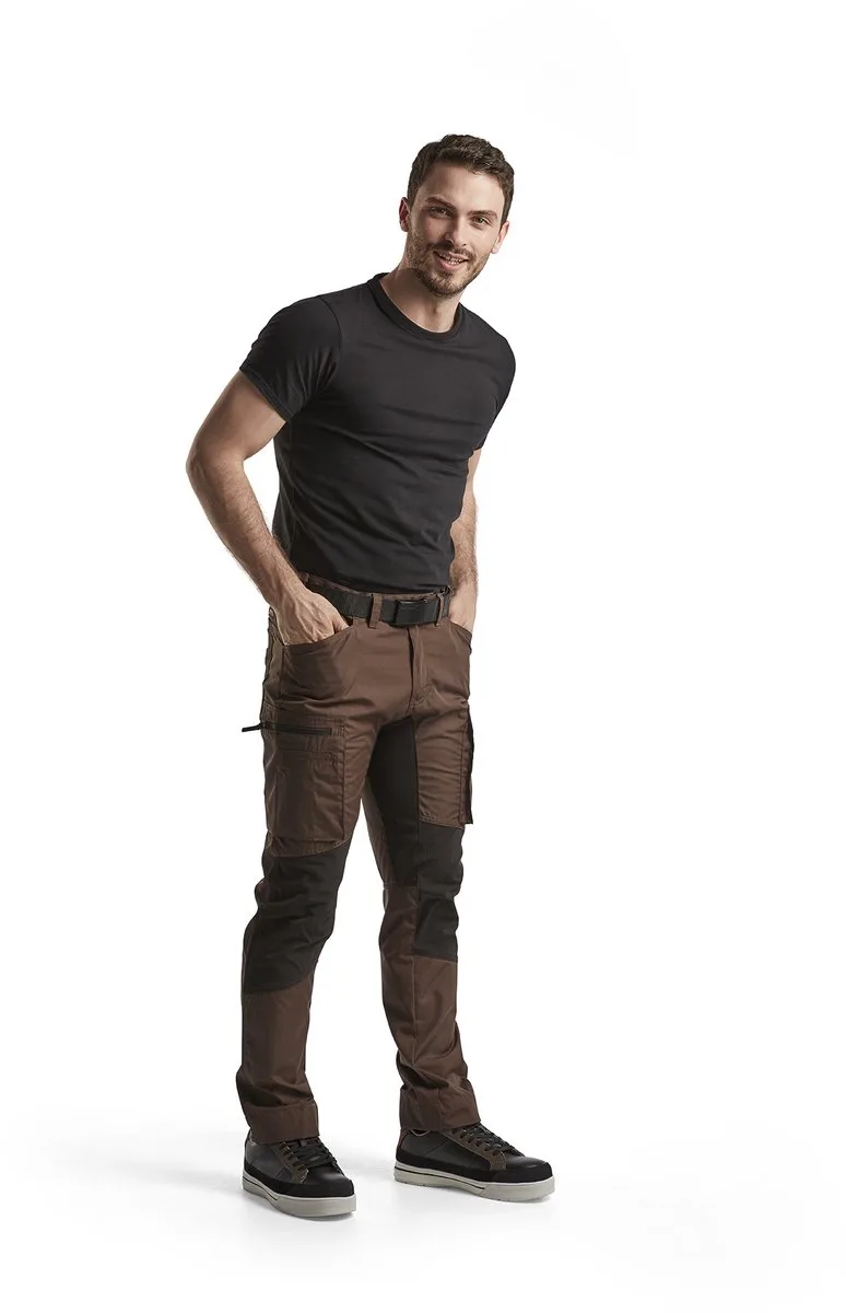 Service werkbroek met stretch 1459-1845 - Bruin/Zwart de Blåkläder, Marron, Noir, C44 – image du produit
