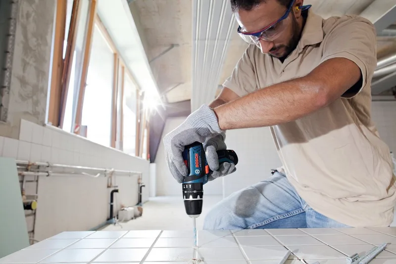 Akku-Schlagbohrschrauber GSB 12V-15, (Set), inkl. 2 Akkus und Ladegerät by Bosch Professional, Blue, Black – product image 4 of 4