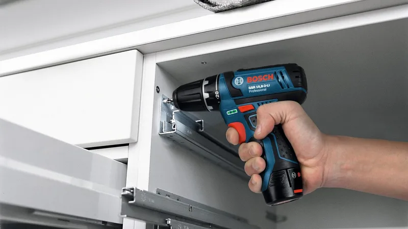 Akku-Schlagbohrschrauber GSB 12V-15, (Set), inkl. 2 Akkus und Ladegerät by Bosch Professional, Blue, Black – product image 2 of 4