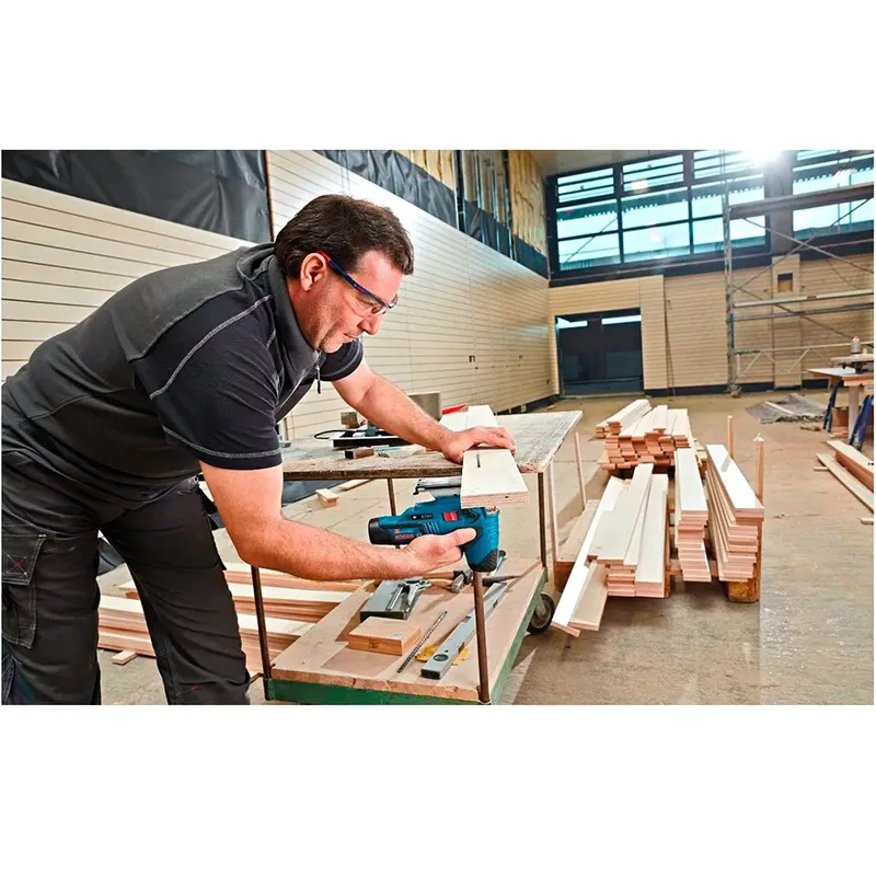 GST 12V-70 Accu decoupeerzaag 12V Basic Body in L-Boxx - 06015A1002 van Bosch Professional, Blauw – productafbeelding 2 van 4