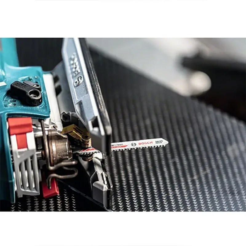 EXPERT Carbide Stichsägeblatt T 108 BHM ''Carbon Fiber Clean'' von Bosch Professional – Produktbild 4 von 6