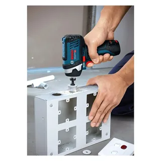 Bosch Akku-Drehschlagschrauber GDR 12V-105 mit 2 x 2,0 Ah Li-Ion Akku L-BOXX von Bosch Professional – Produktbild 3 von 5