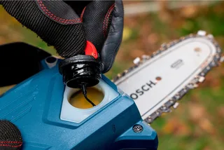 GKE 18V-15 - Accu Kettingzaag van Bosch Professional – productafbeelding 4 van 5