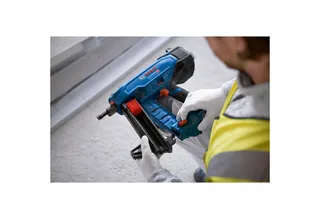 Gnb 18v-38 Elektrotacker Ohne Batterie by Bosch Professional – product image 2 of 5