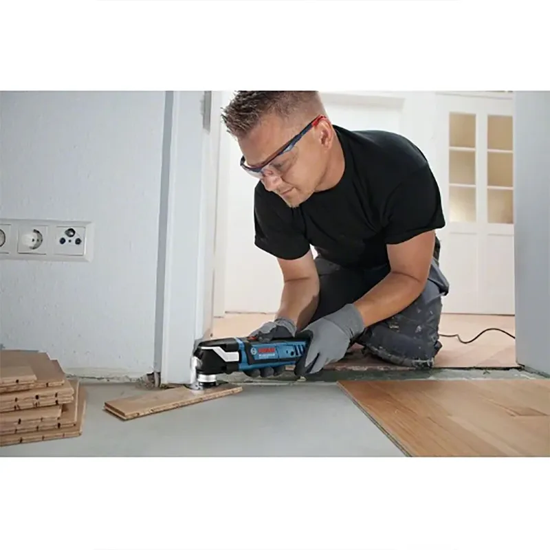 GOP 40-30 Multitool - Oscillerend - 400 Watt - Inclusief 1 accessoire van Bosch Professional – productafbeelding 4 van 5