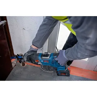 GSA 18V-28 Reciprozaag - BITURBO - Zonder 18V accu en lader - Met 2x zaagblad van Bosch Professional – productafbeelding 6 van 6