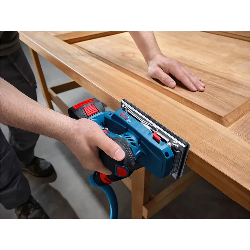GSS 18V-18 – Accu schuurmachine – Borstelloos de Bosch Professional – image du produit 5 sur 6