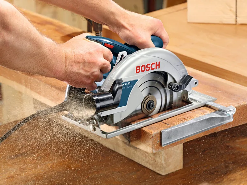 Handkreissäge GKS 190, 1400 W, 190 mm van Bosch Professional, Blauw, Zwart – productafbeelding 3 van 4
