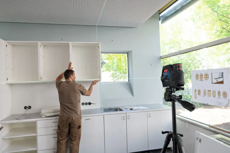 GCL 12V-50-22 CG Punt- en kruislijnlaser groen 12V 2.0Ah in L-Boxx - 0601066S02 van Bosch Professional – productafbeelding 4 van 4
