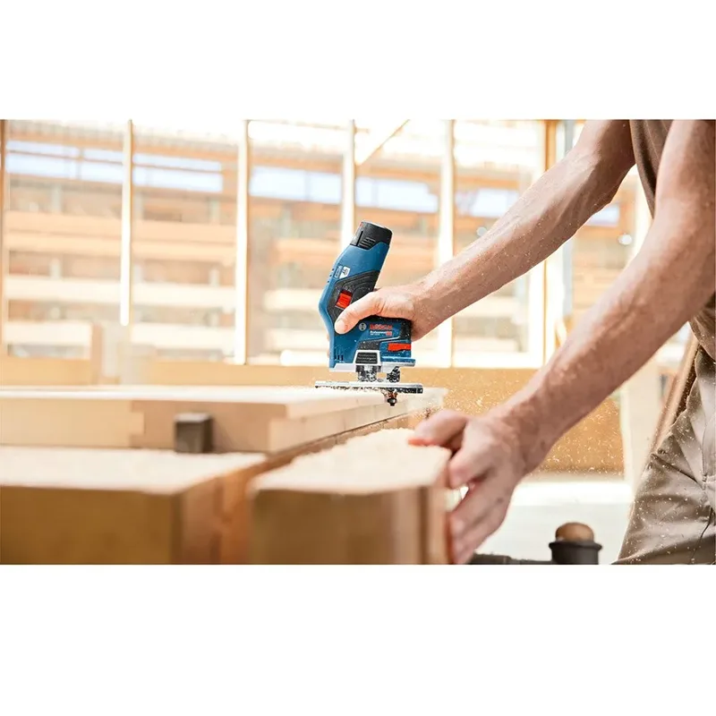 Fraiseuse Sans Fil Gkf 12v-8 de Bosch Professional, Bleu – image du produit 3 sur 6