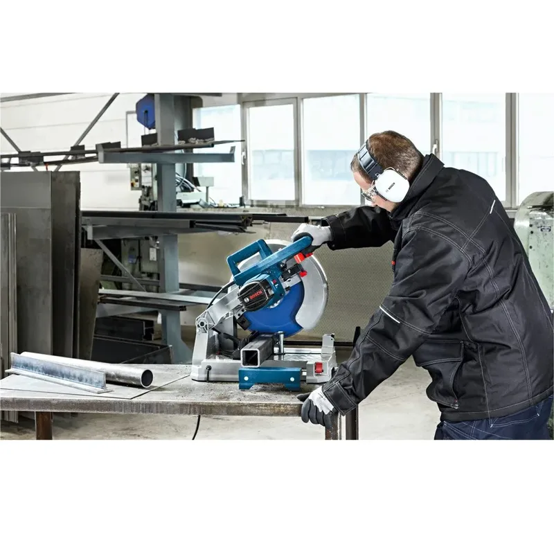 Stationaire machine GCD 12 JL (Cirkelzaagblad 305 x 25,4mm ) de Bosch Professional – image du produit 6 sur 6