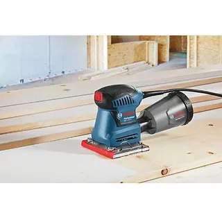 Vlakschuurmachine GSS 140-1 A (2x schuurpapier, microfilterbox, peroratiegereedschap) by Bosch Professional – product image 3 of 4