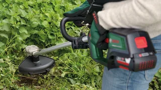 AdvancedBrushCut 36V-23-750 Akku Rasentrimmer ohne Akku, Tragegurt Schnittbreite (max.): 33 cm von Bosch Home & Garden – Produktbild 2 von 5