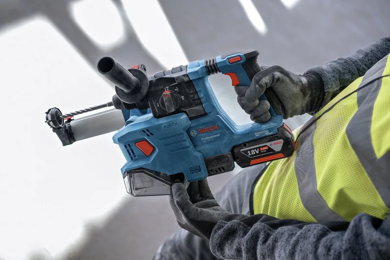Akku-Kombibohrhammer GBH 18V-22, 18 V, max. 1050 U/min, Bohrhammer mit SDS plus & GDE 18V-12 & 2 x 4 Ah Akku - in L-BOXX 238 van Bosch – productafbeelding 3 van 5