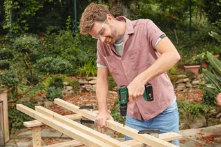 Akku-Schlagbohrschrauber EasyImpact 18V-40, Inkl. Koffer, mit Akku 18V/2Ah und Ladegerät de Bosch Home & Garden, Vert – image du produit 2 sur 5