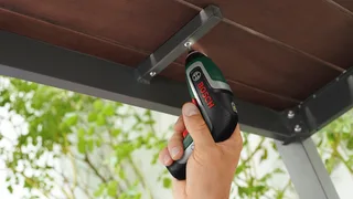 Akku-Schrauber »IXO 7«, 5,5 Nm, (Set), 10-tlg. Bit-Set, Winkelaufsatz, Exzenteraufsatz, Aufbewahrungsbox fra Bosch Home & Garden, Grøn – produktbillede 5 af 5