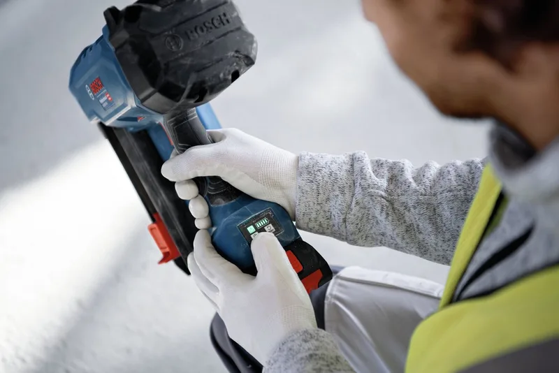 Akku-Stauchkopfnagler GNB 18V-38, 18 in V, Betonnagler Ohne Akku - im XL-BOXX by Bosch – product image 3 of 5