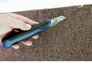 Cutter professionnel 18 mm by Bosch, Blue – product image 2 of 3