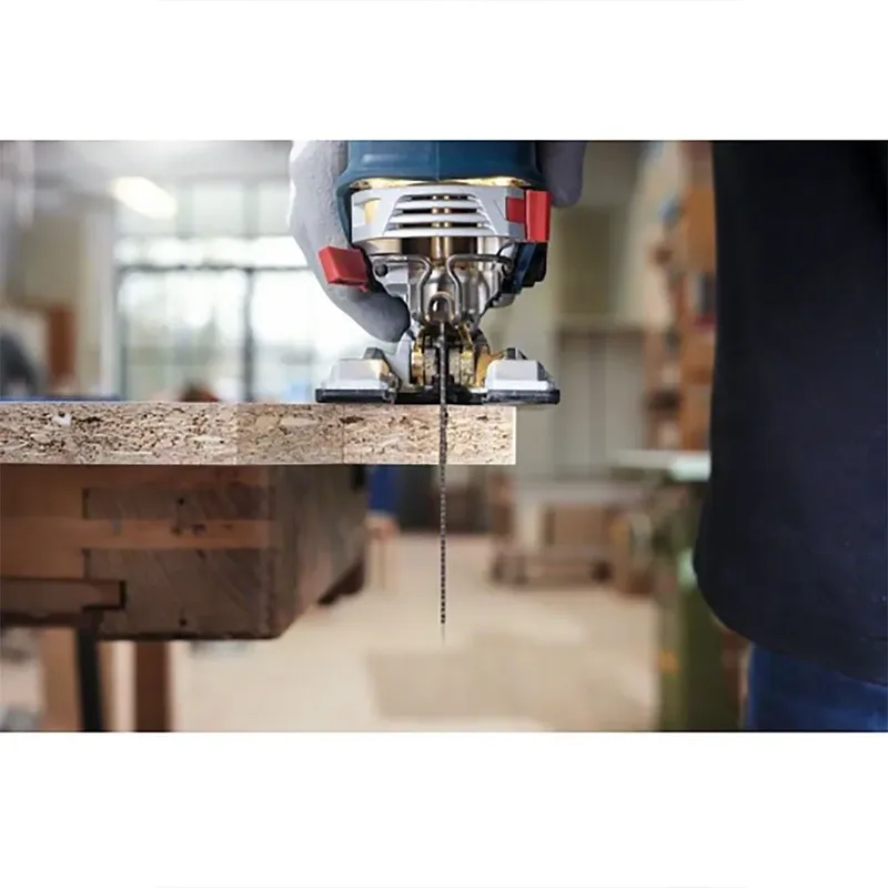 Decoupeerzaagblad T 101 AOF Clean for Hard Wood - 5 stuks van Bosch – productafbeelding 3 van 3
