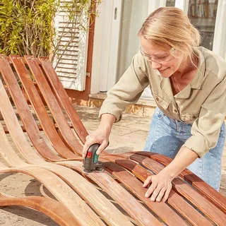 EasyCurvSander 12 Accuschijfschuur- & polijstmachine - Incl. schuurnetten set - Losse body (geleverd zonder 12 V accu en oplader) van Bosch – productafbeelding 1 van 5