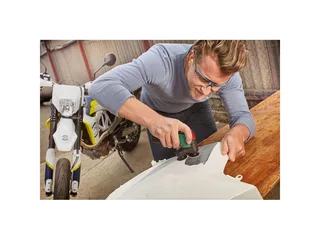 EasyCurvSander 12 Accuschijfschuur- & polijstmachine - Incl. schuurnetten set - Losse body (geleverd zonder 12 V accu en oplader) van Bosch – productafbeelding 4 van 5