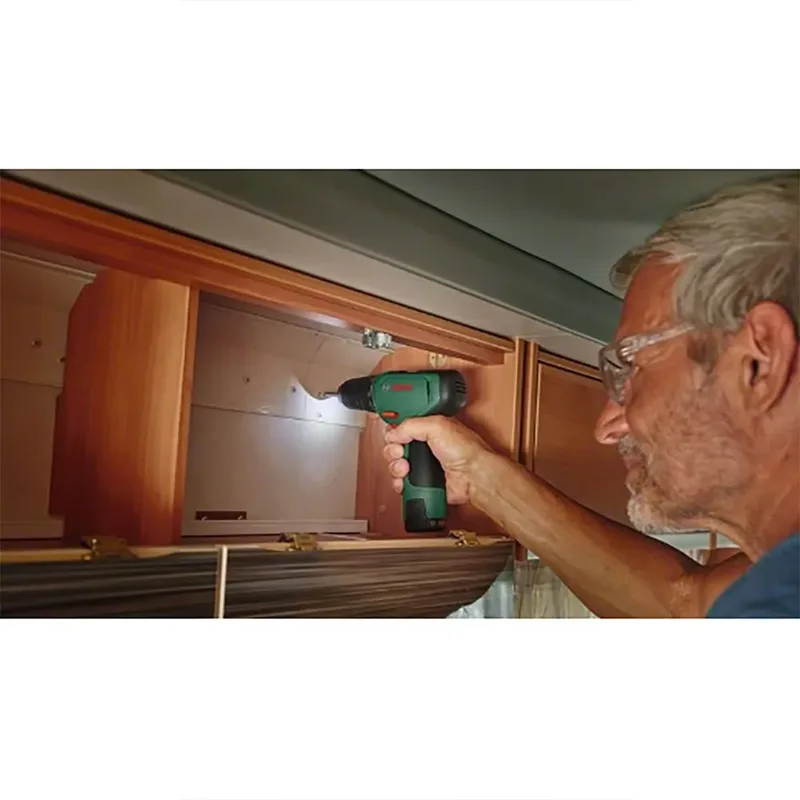 EasyDrill 1200 Accuschroefboormachine - Met dubbele schroefbit en koffer - Met 2x 12 V accu en lader by Bosch – product image 4 of 6