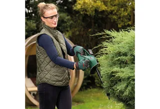 EasyHedgeCut 18V-52-13 Accu heggenschaar - Met 18 V accu en lader van Bosch – productafbeelding 3 van 5