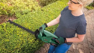 EasyHedgeCut 18V-52-13 Accu heggenschaar - Met 18 V accu en lader van Bosch – productafbeelding 4 van 5
